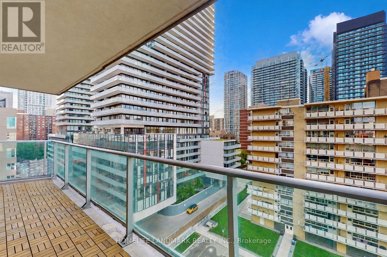 908 - 212 Eglinton Avenue E Property Photo 9