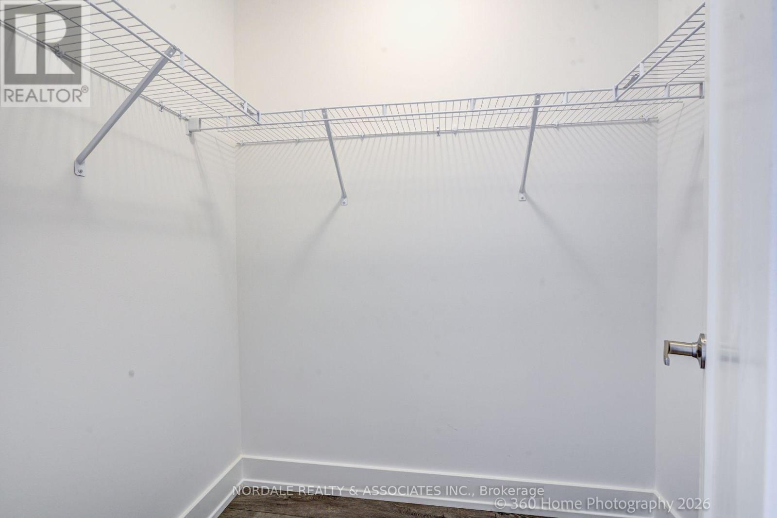 B215 - 1680 Victoria Park Avenue Property Photo 8