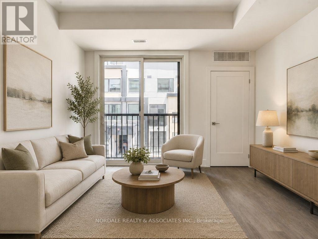 D223 - 1670 Victoria Park Avenue Property Photo 3