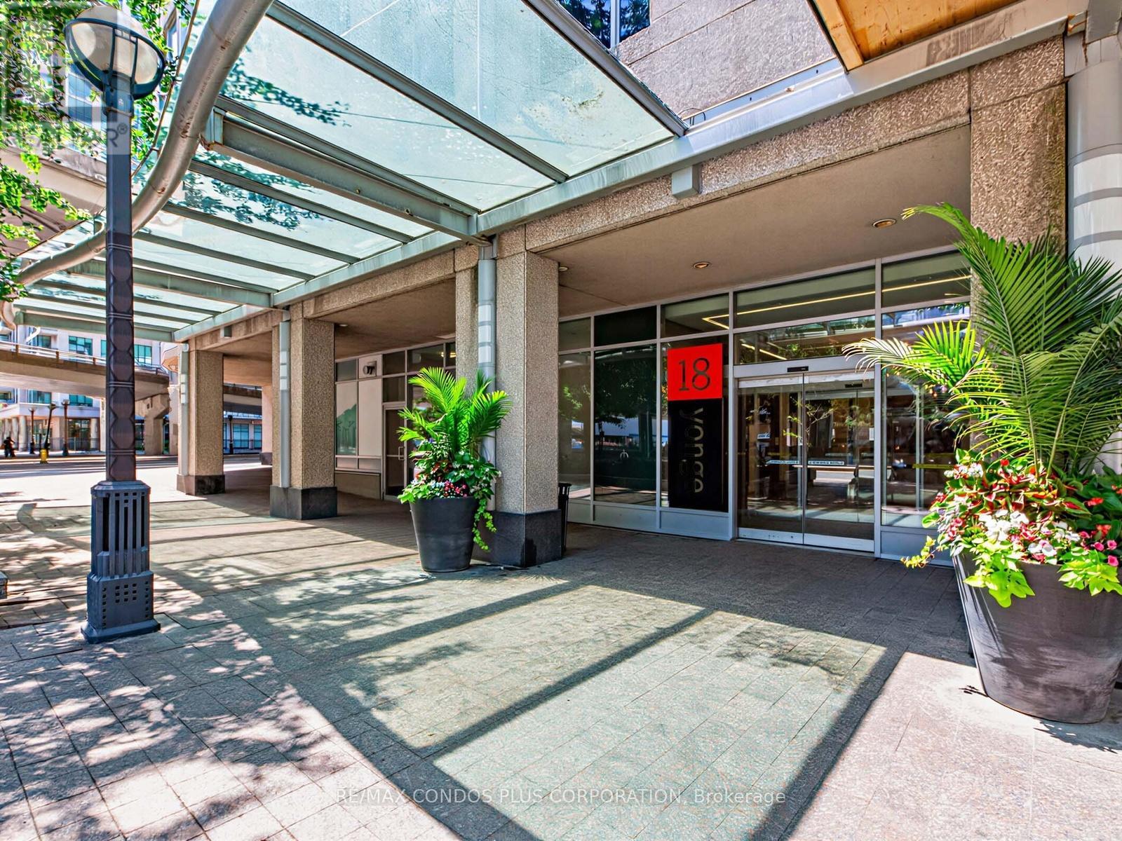 1012 - 18 Yonge Street Property Photo 2