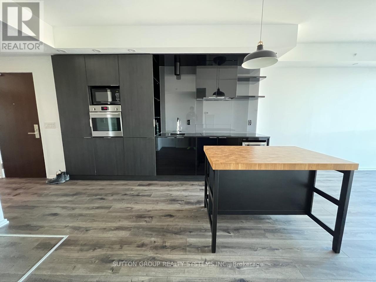 2917 - 70 Temperance Street Property Photo 3