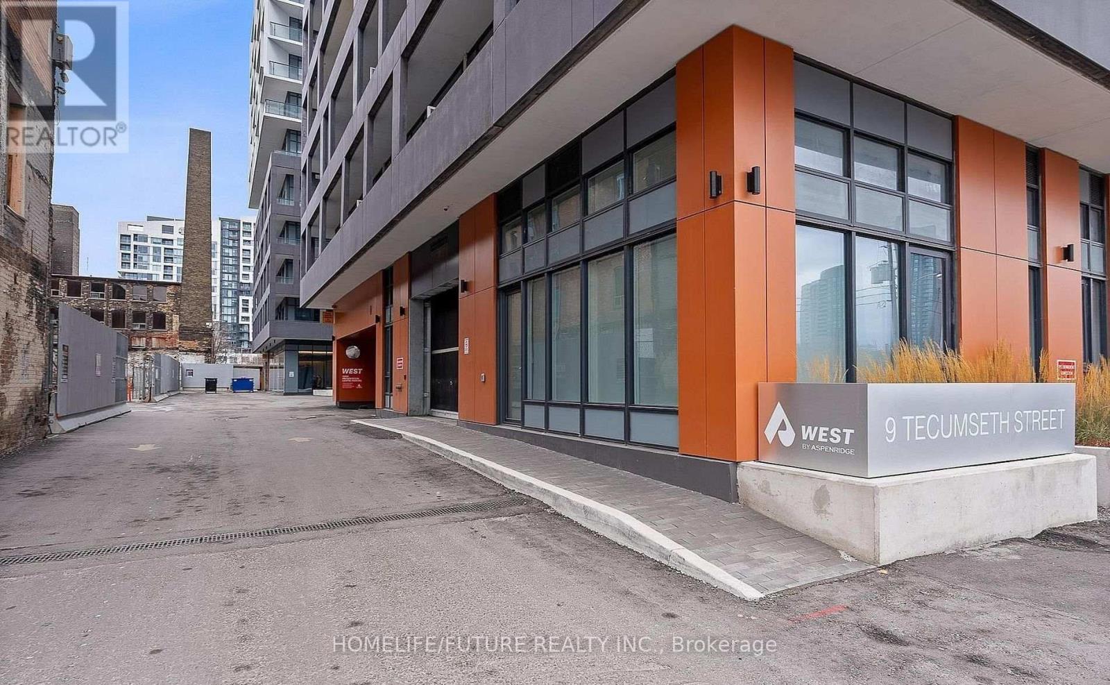 610 - 9 Tecumseth Street Property Photo 2