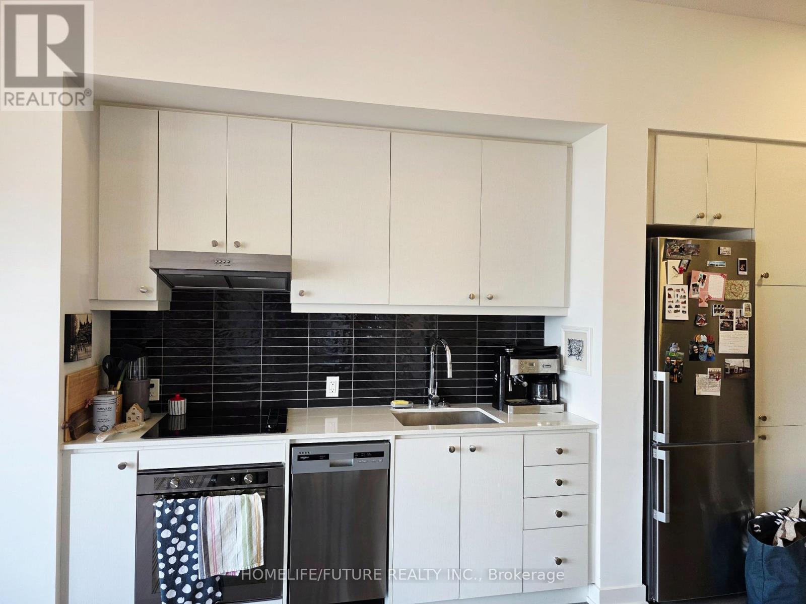 610 - 9 Tecumseth Street Property Photo 8