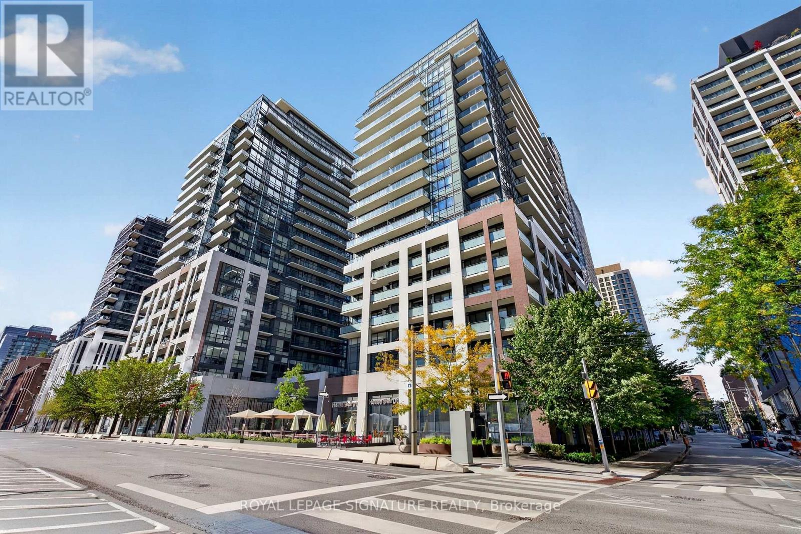 605 - 460 ADELAIDE STREET E Property Photo 1