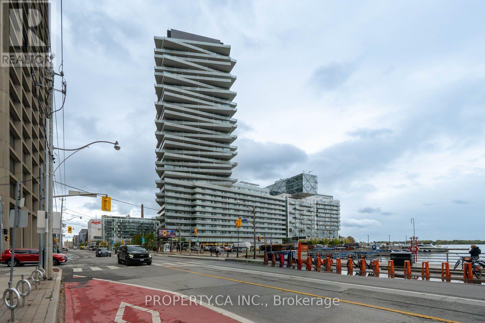 501 - 15 QUEENS QUAY E Property Photo 1