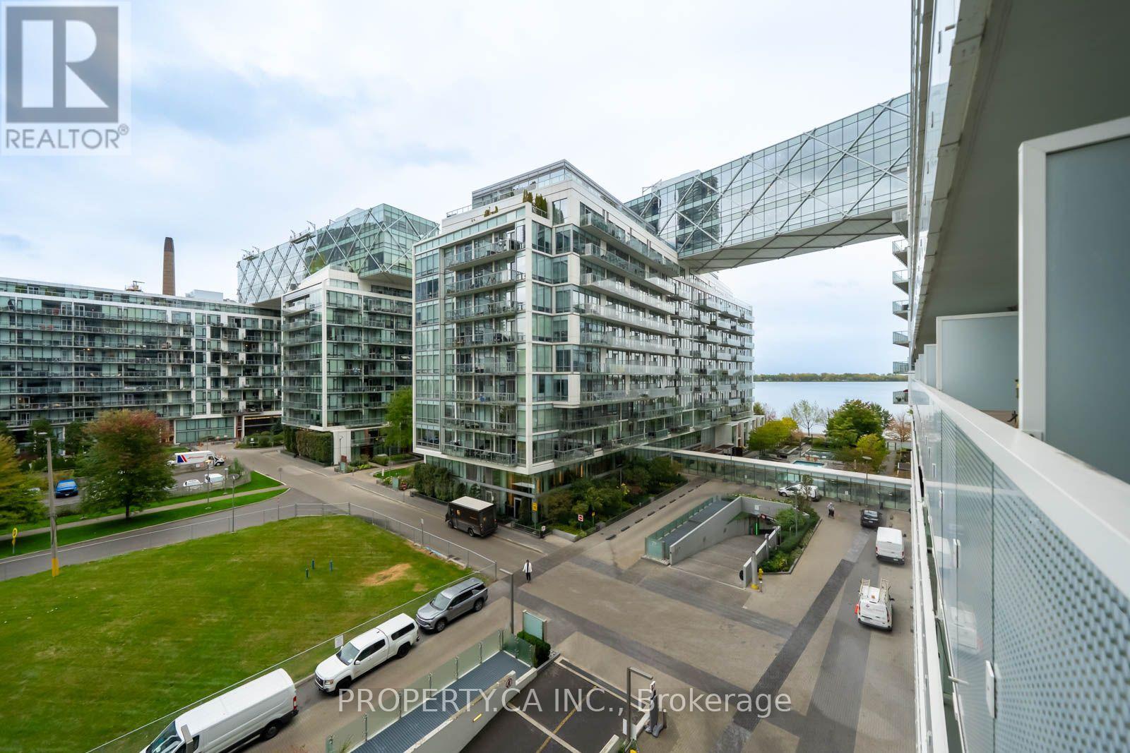 501 - 15 Queens Quay E Property Photo 16