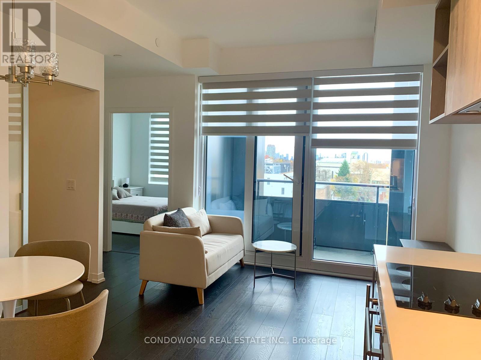 805 - 2020 BATHURST STREET Property Photo 1