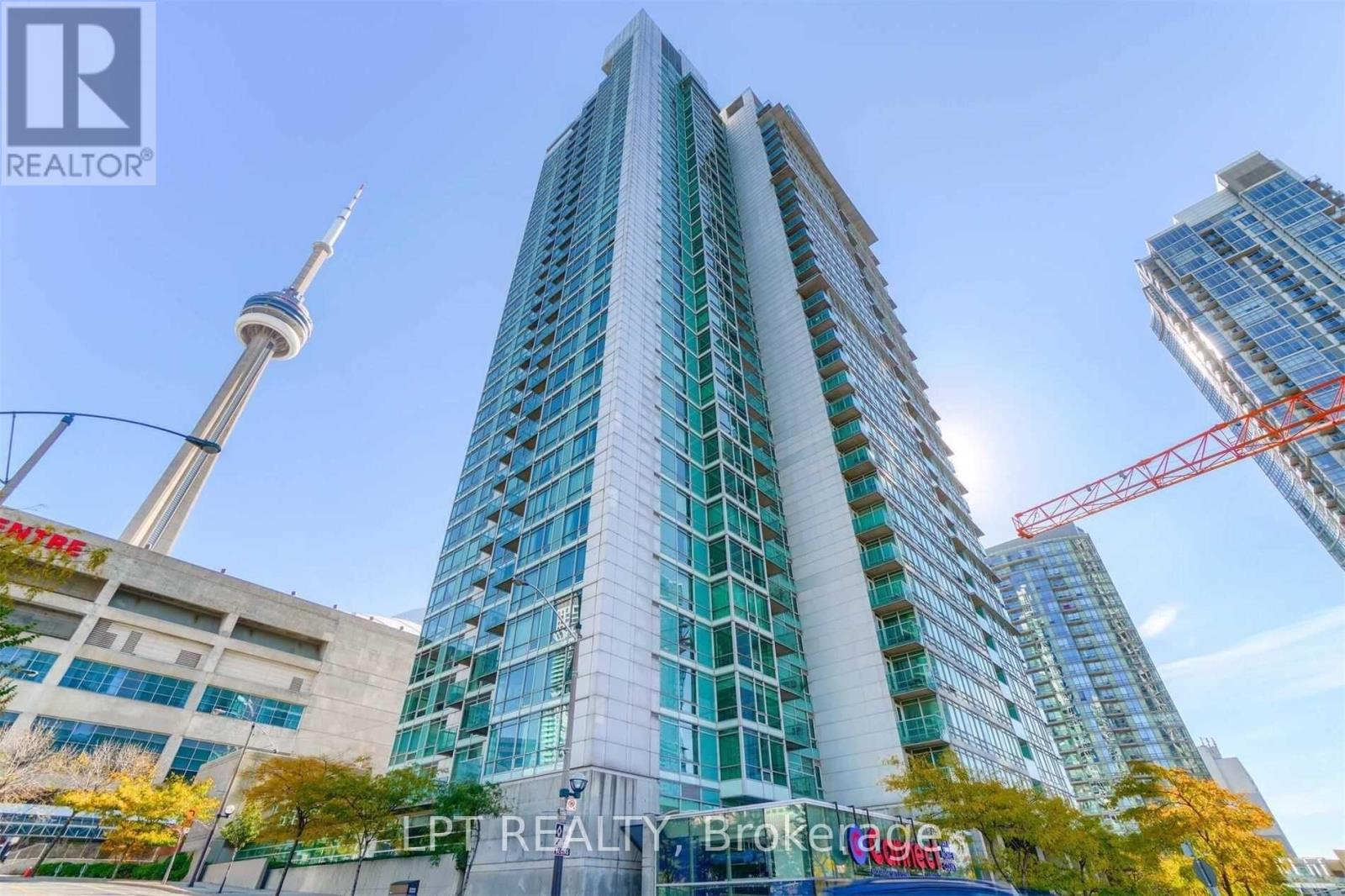 1002 - 81 NAVY WHARF COURT Property Photo 1