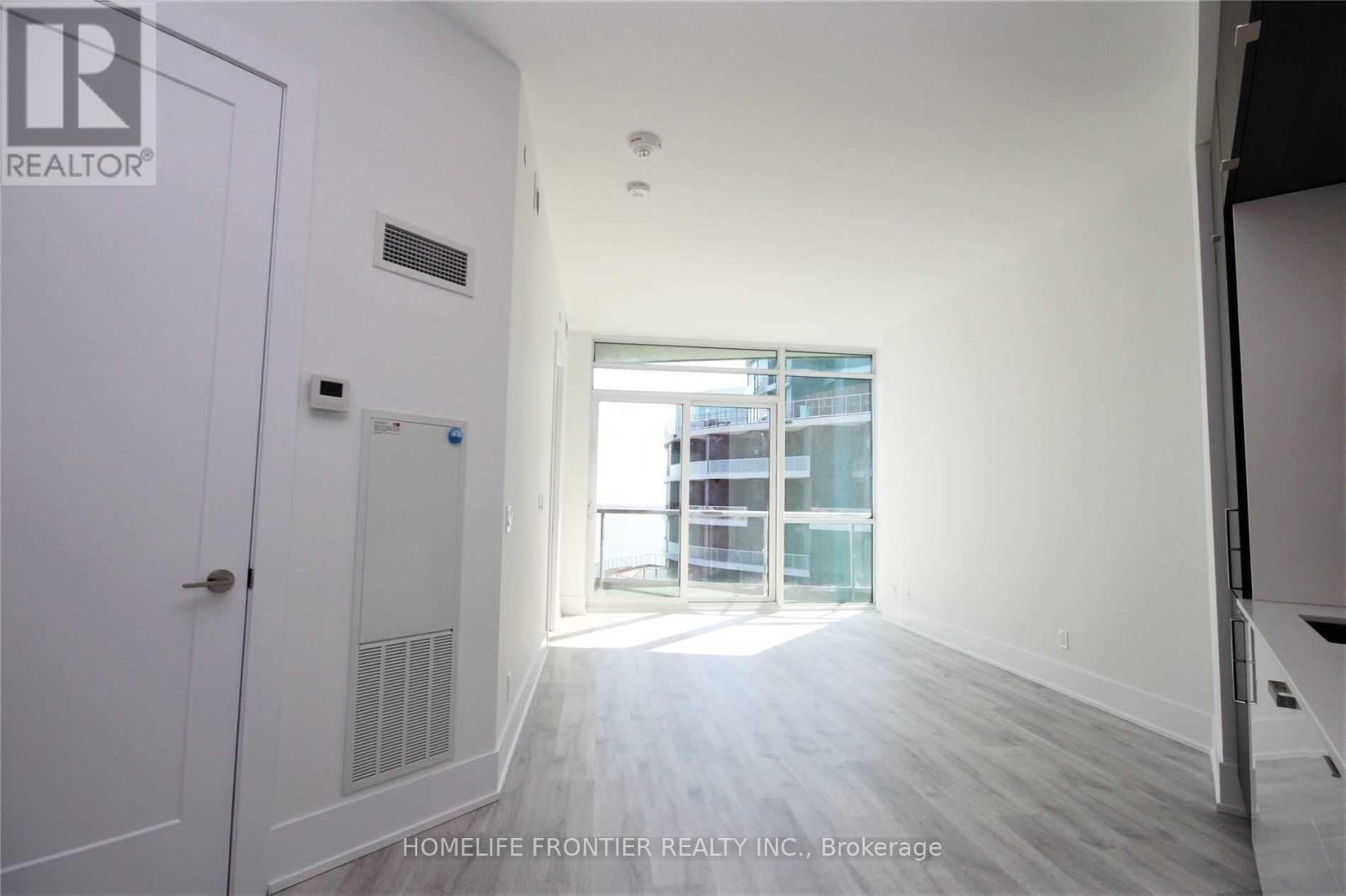 912 - 1 Edgewater Drive Property Photo 7