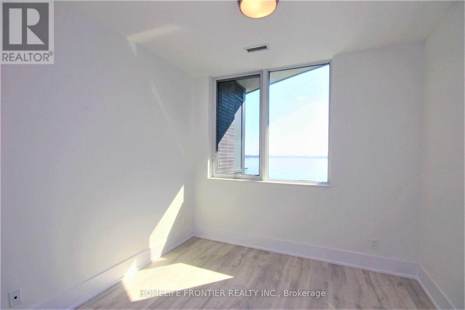 912 - 1 Edgewater Drive Property Photo 13