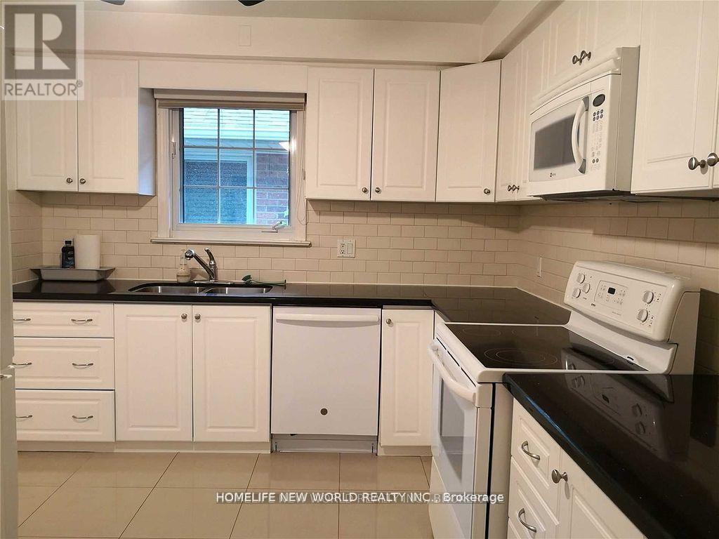 10 Millgate Crescent Property Photo 6