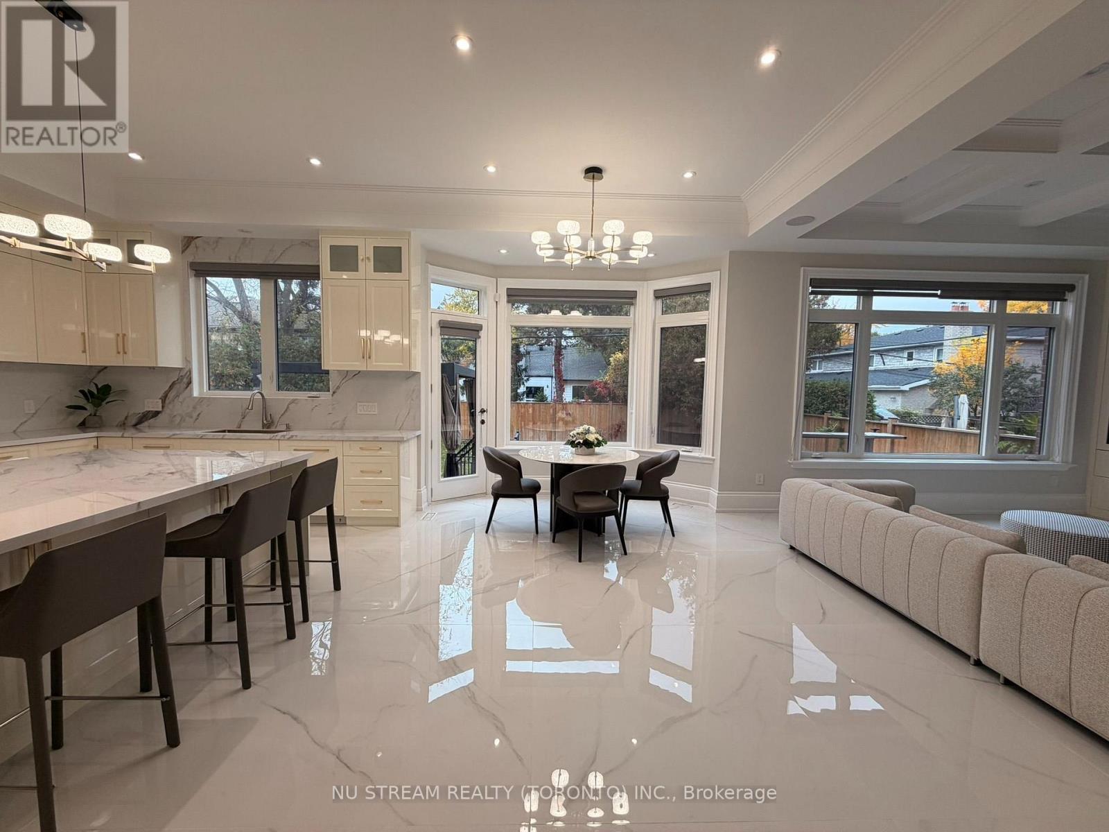 108 Abitibi Avenue Property Photo 10