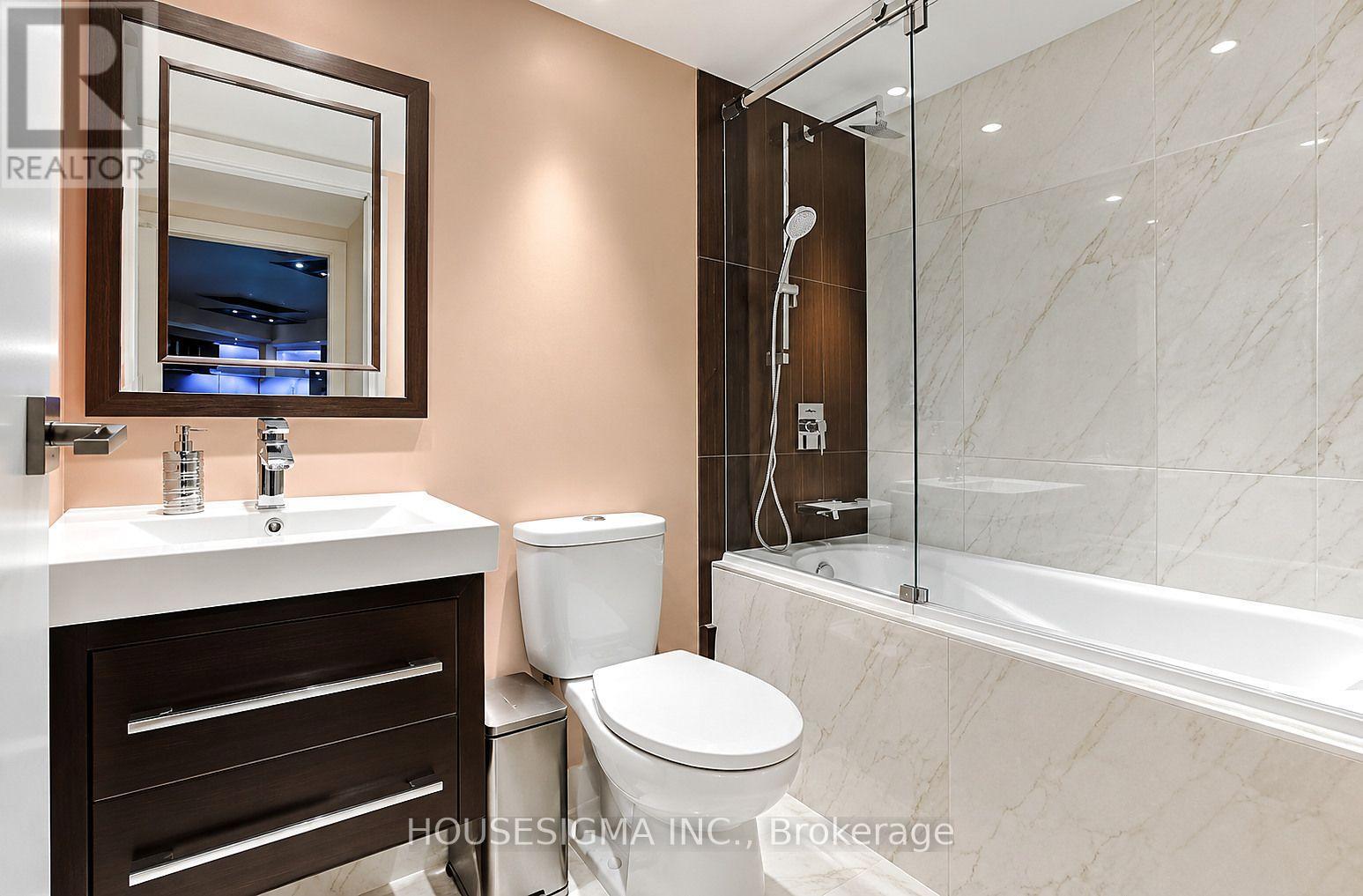 909 - 5 Northtown Way Property Photo 6