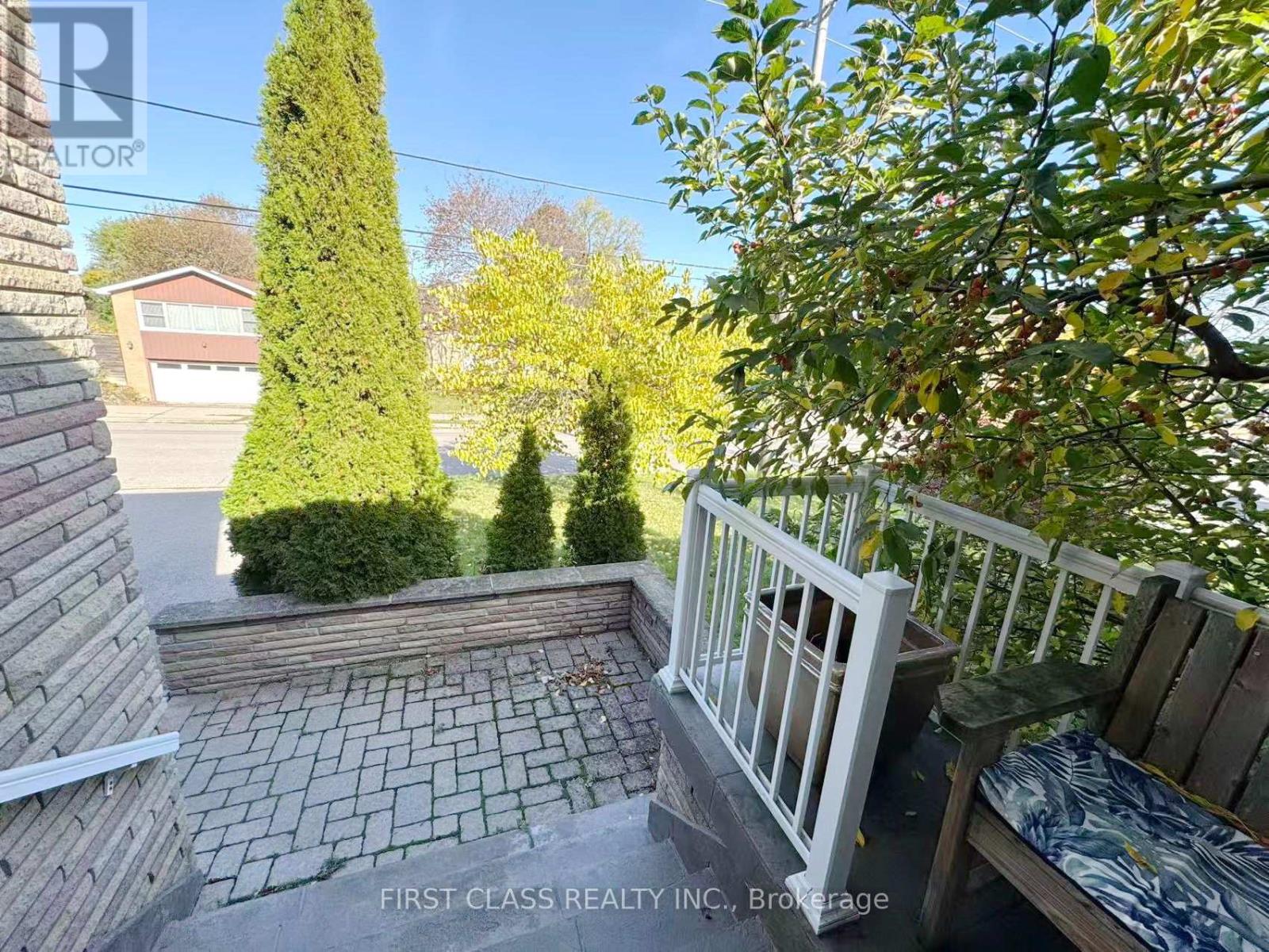 202 Goddard Street Property Photo 2