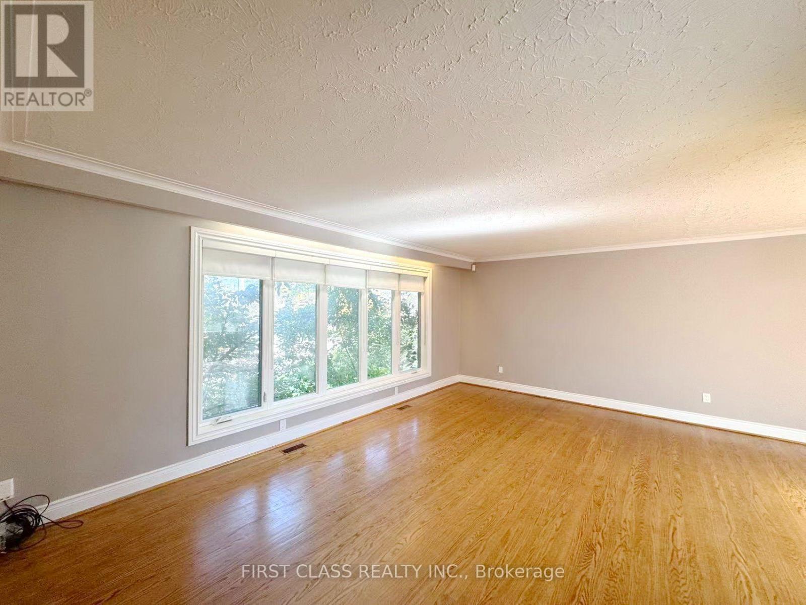 202 Goddard Street Property Photo 8