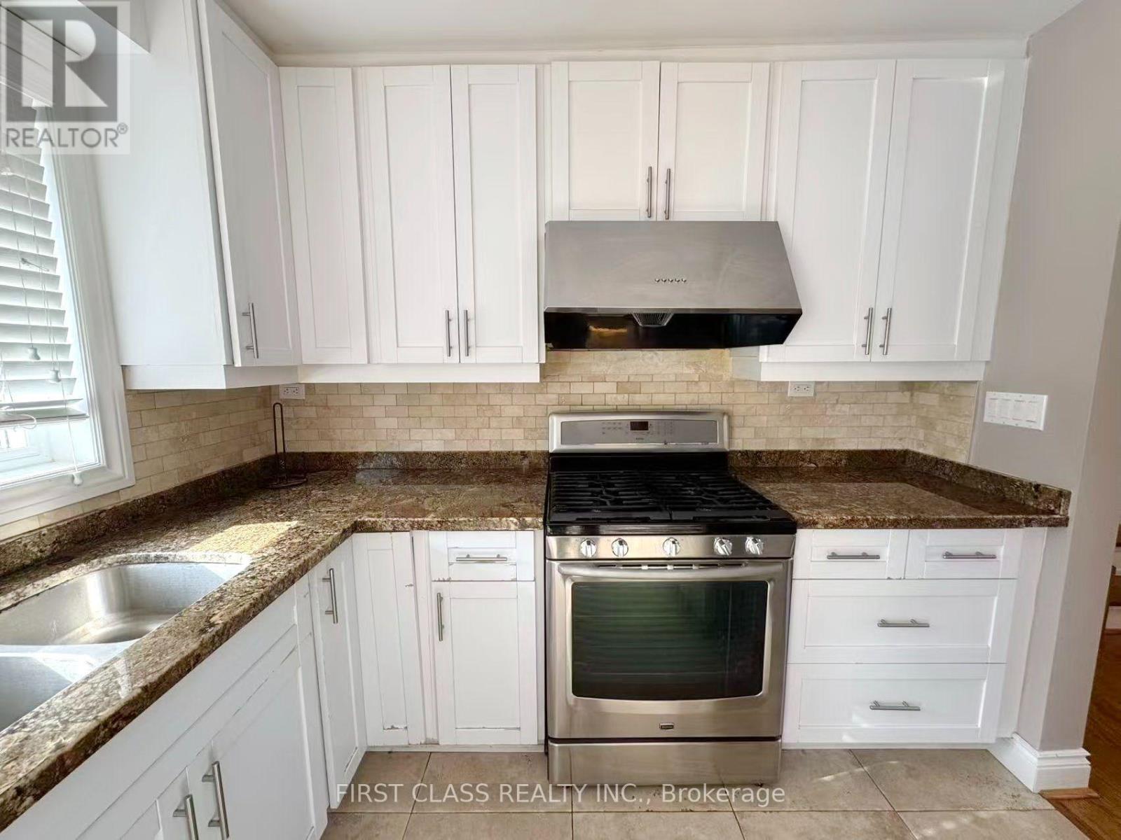 202 Goddard Street Property Photo 14