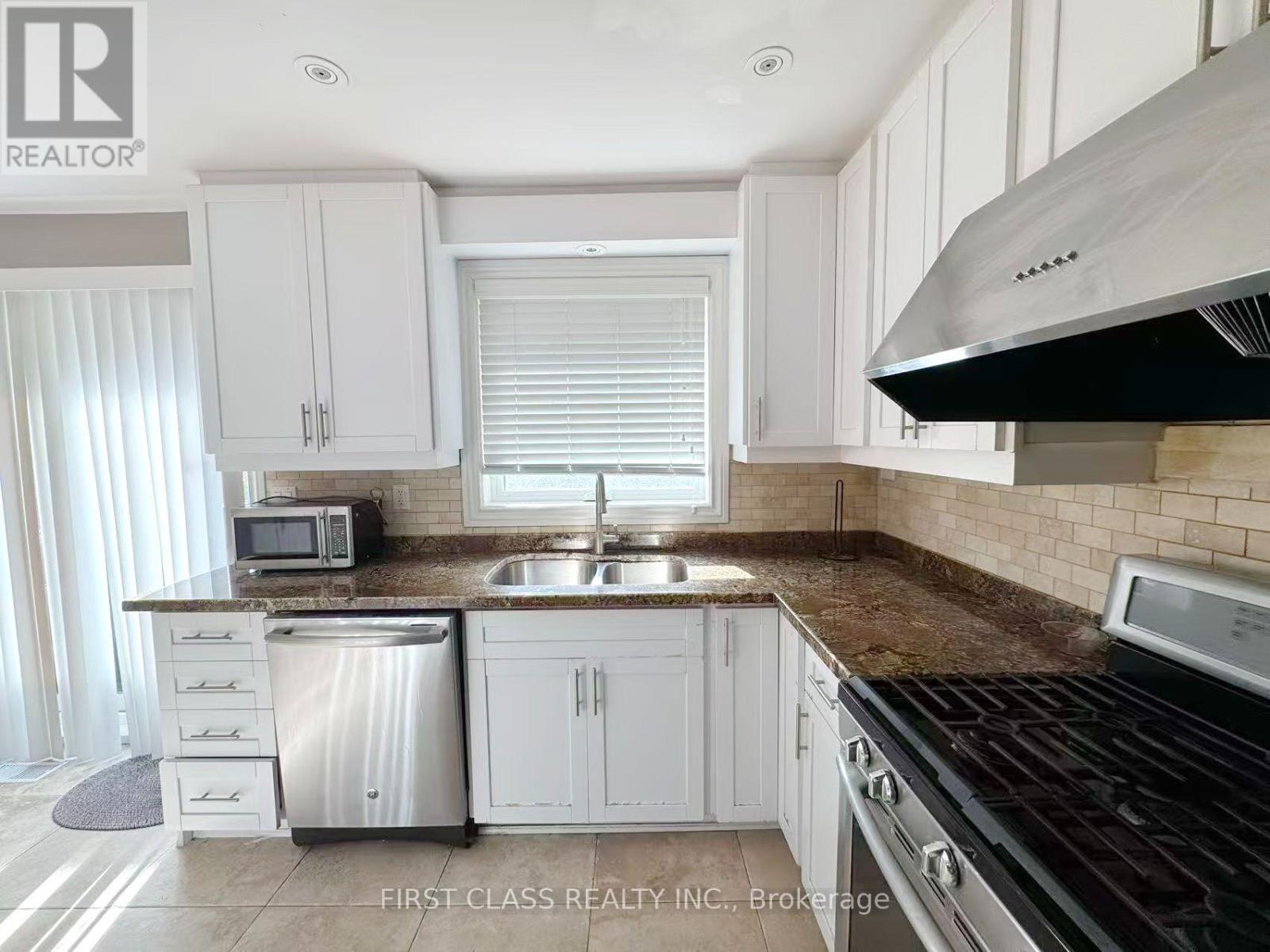 202 Goddard Street Property Photo 15