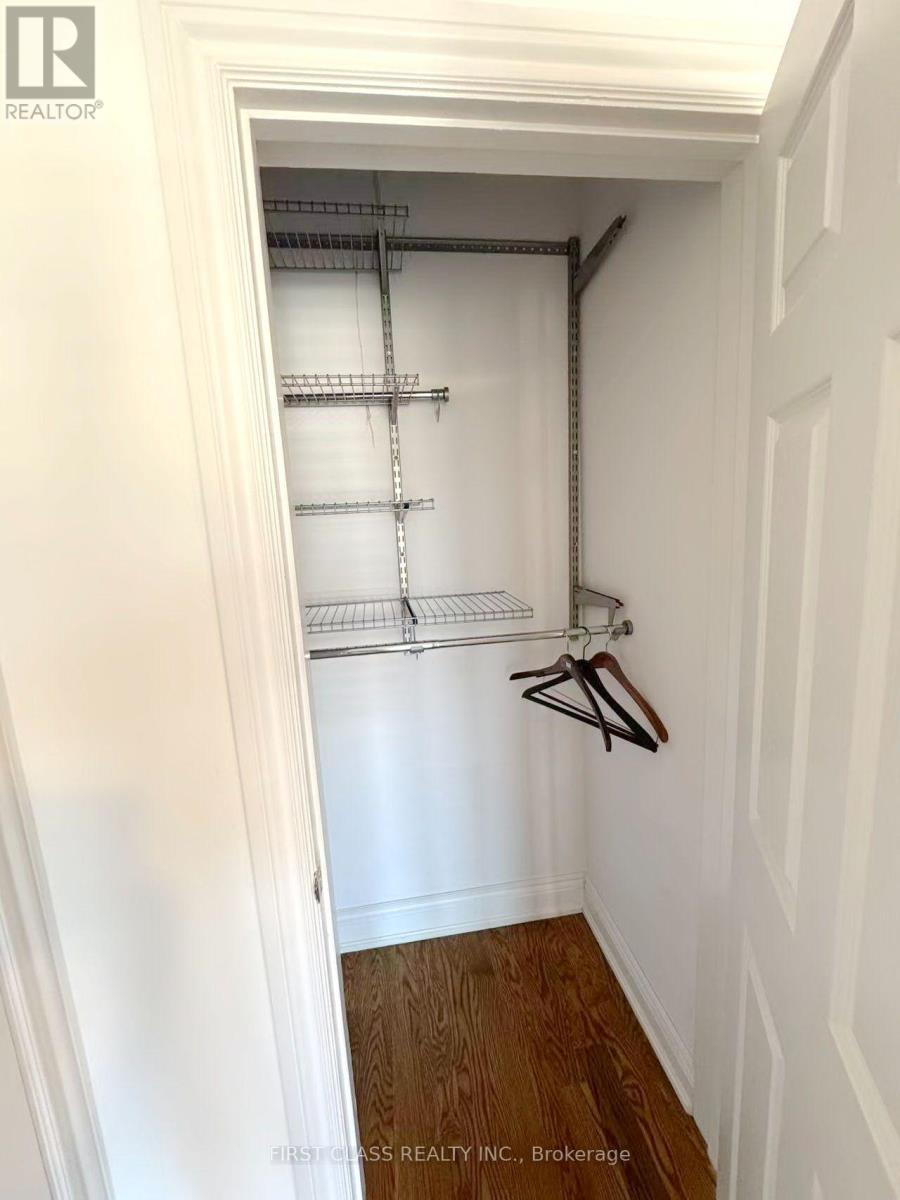 202 Goddard Street Property Photo 28