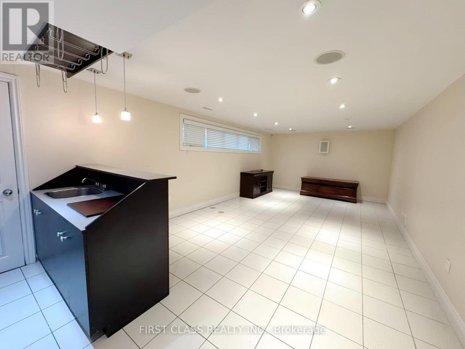 202 Goddard Street Property Photo 40