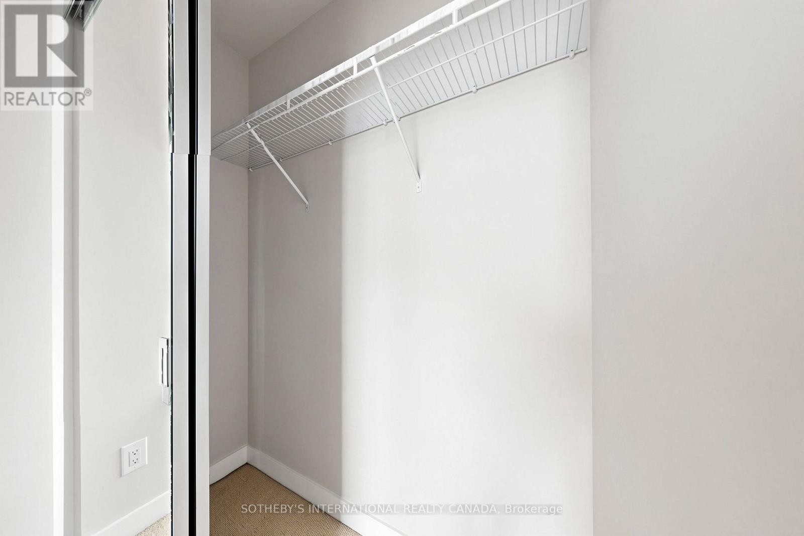 3906 - 295 Adelaide Street W Property Photo 20
