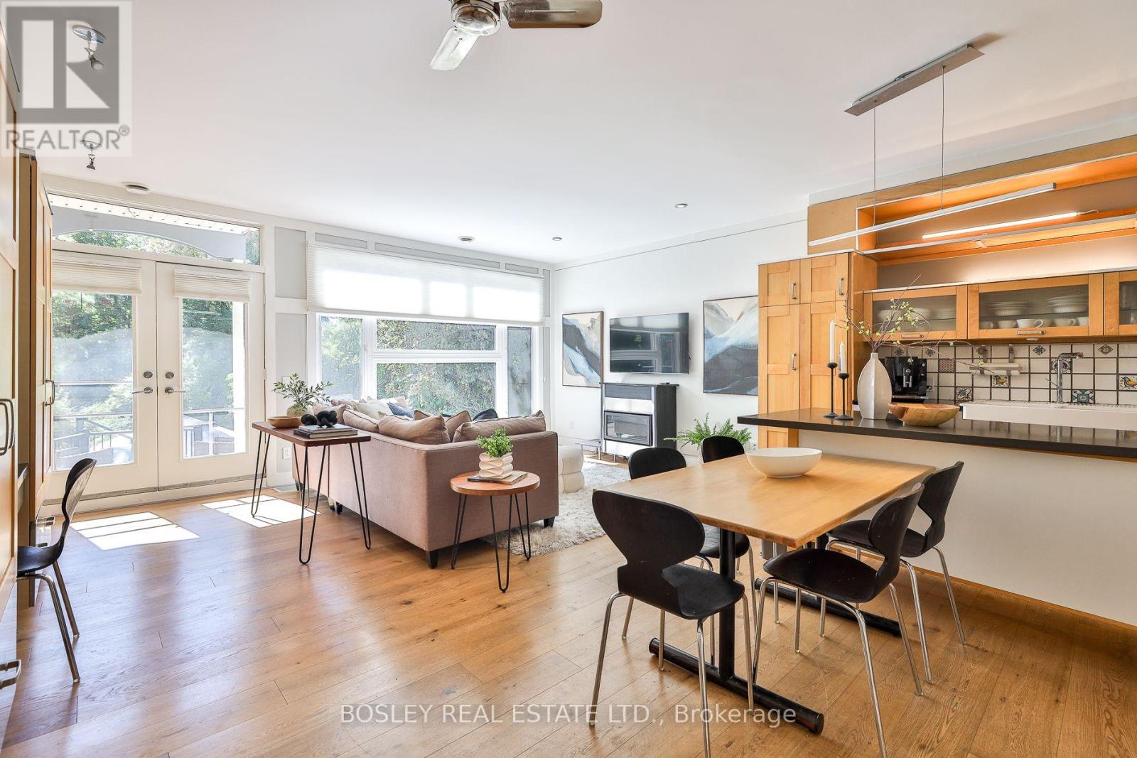 301 Keewatin Avenue Property Photo 12