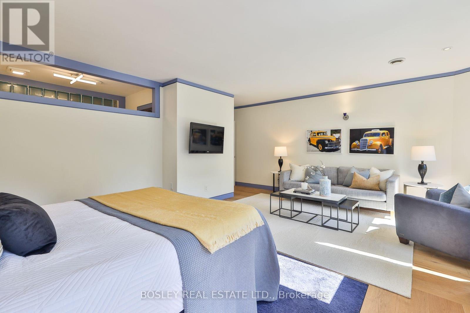 301 Keewatin Avenue Property Photo 22
