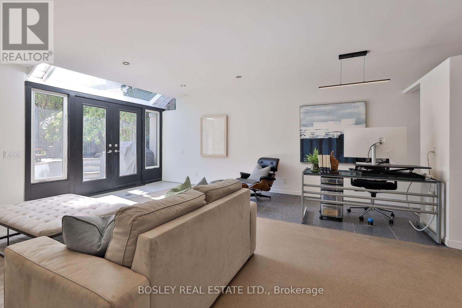 301 Keewatin Avenue Property Photo 38