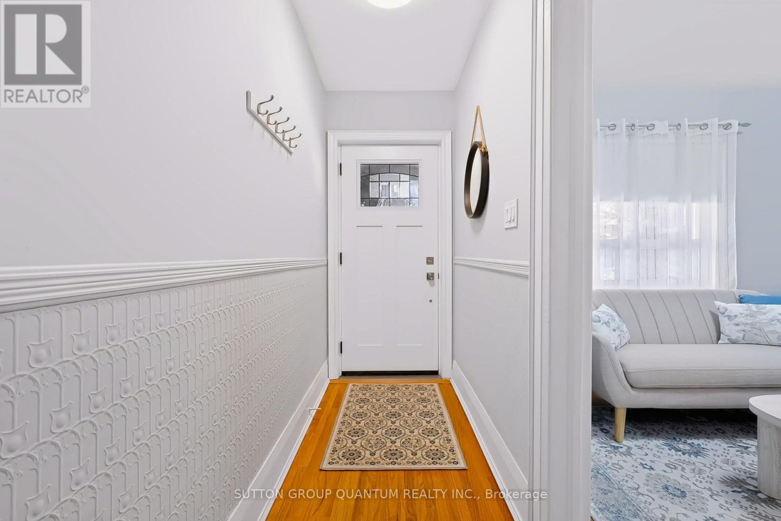 41 Manning Avenue Property Photo 6