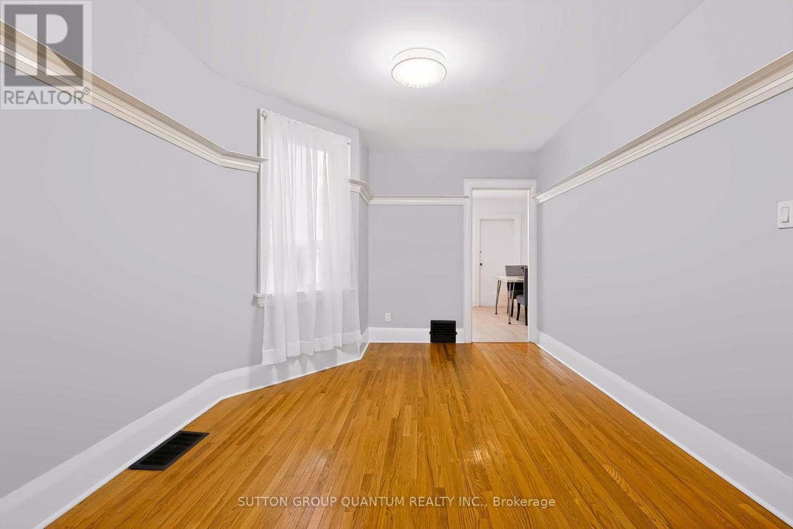 41 Manning Avenue Property Photo 9