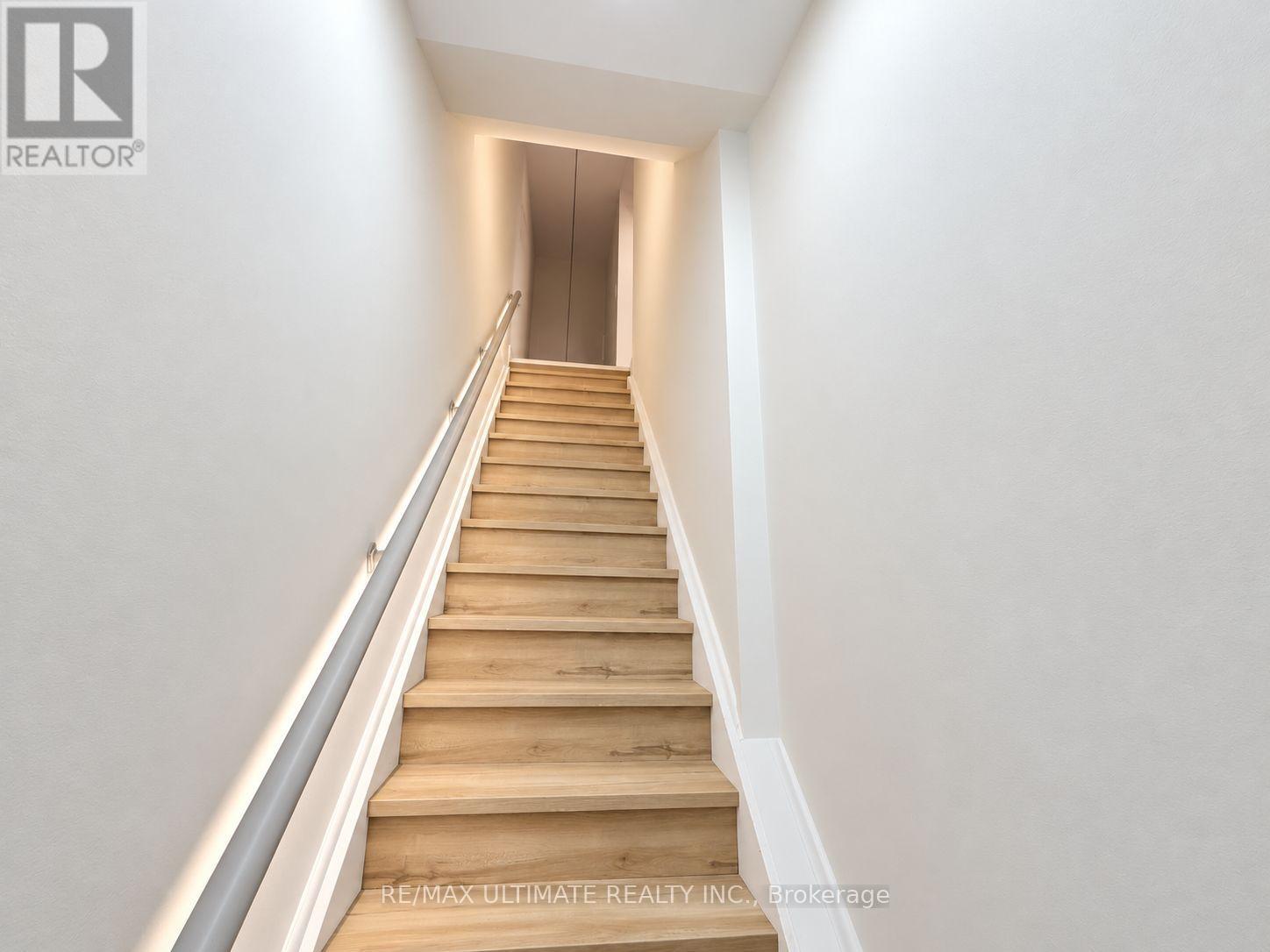 2nd Floor - 5310 Yonge Street Property Photo 7