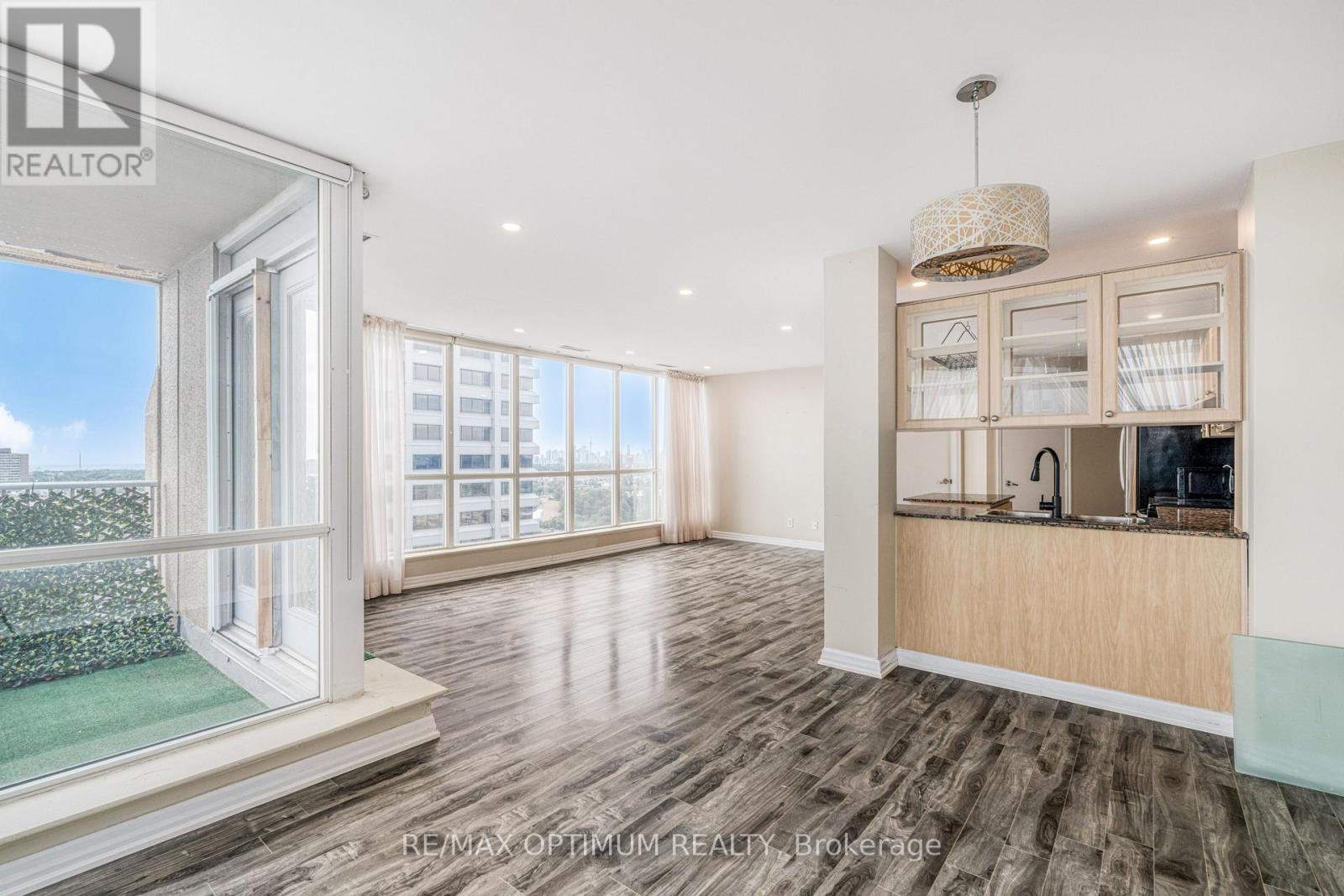Uph211 - 797 Don Mills Road Property Photo 14