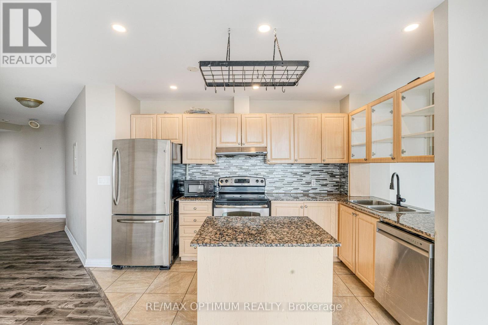 Uph211 - 797 Don Mills Road Property Photo 19