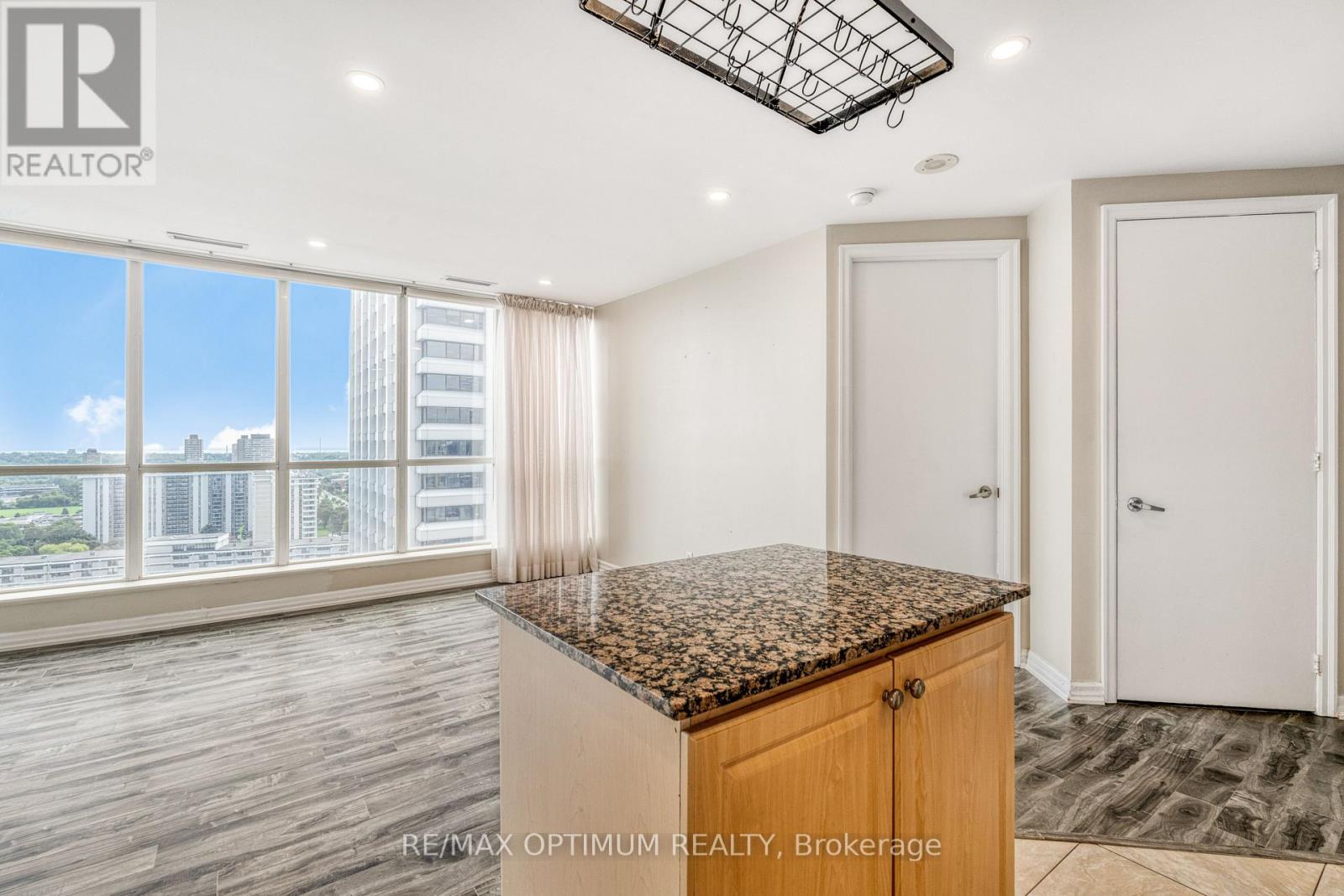 Uph211 - 797 Don Mills Road Property Photo 22
