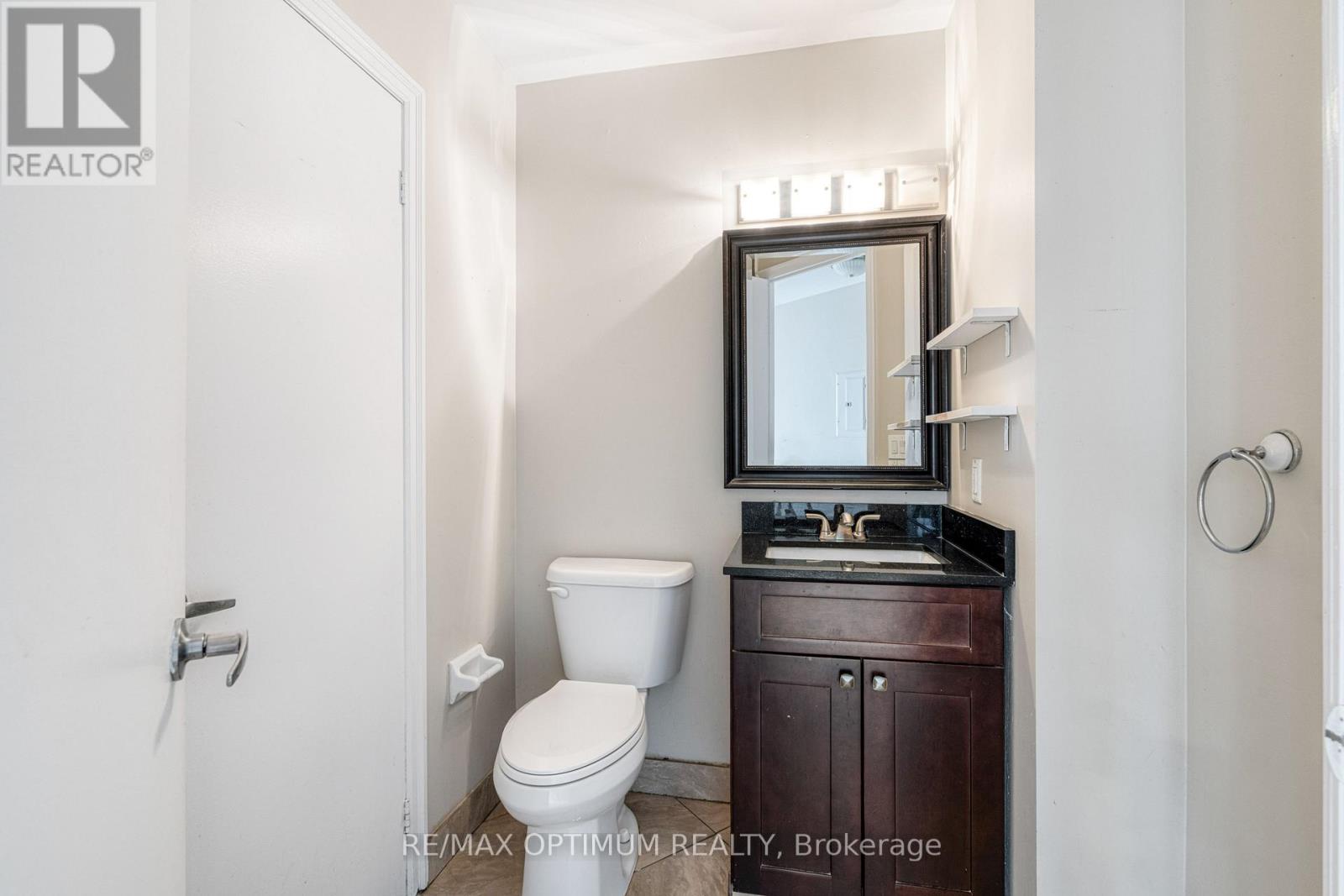 Uph211 - 797 Don Mills Road Property Photo 25