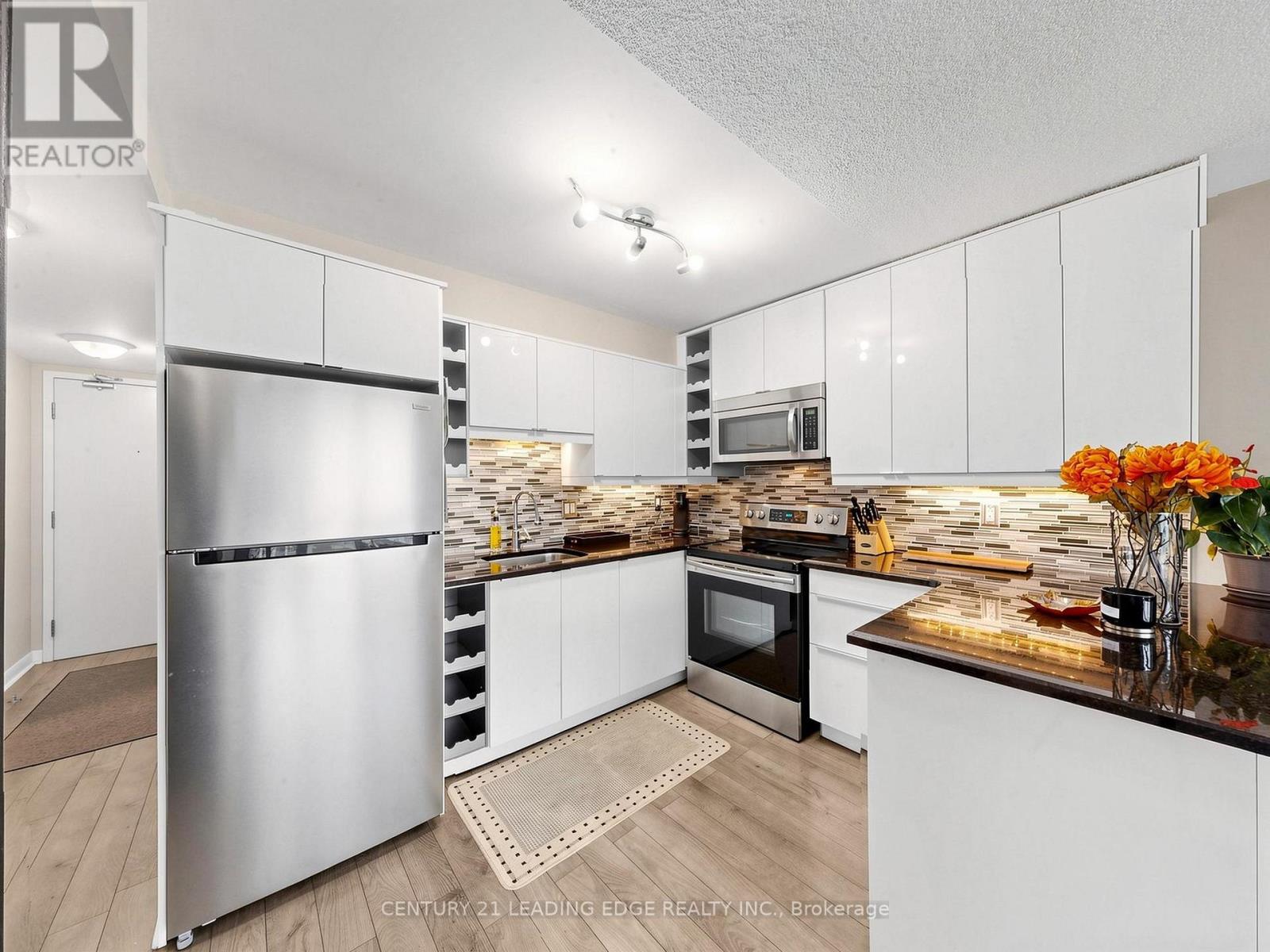 2508 - 600 Fleet Street Property Photo 12
