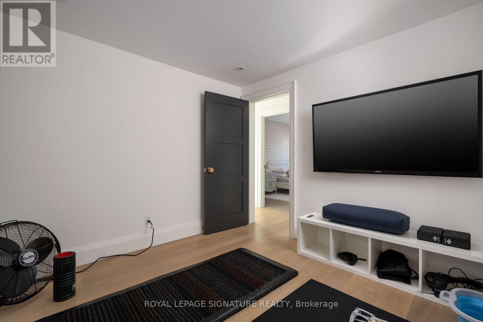 191 Deloraine Avenue Property Photo 33
