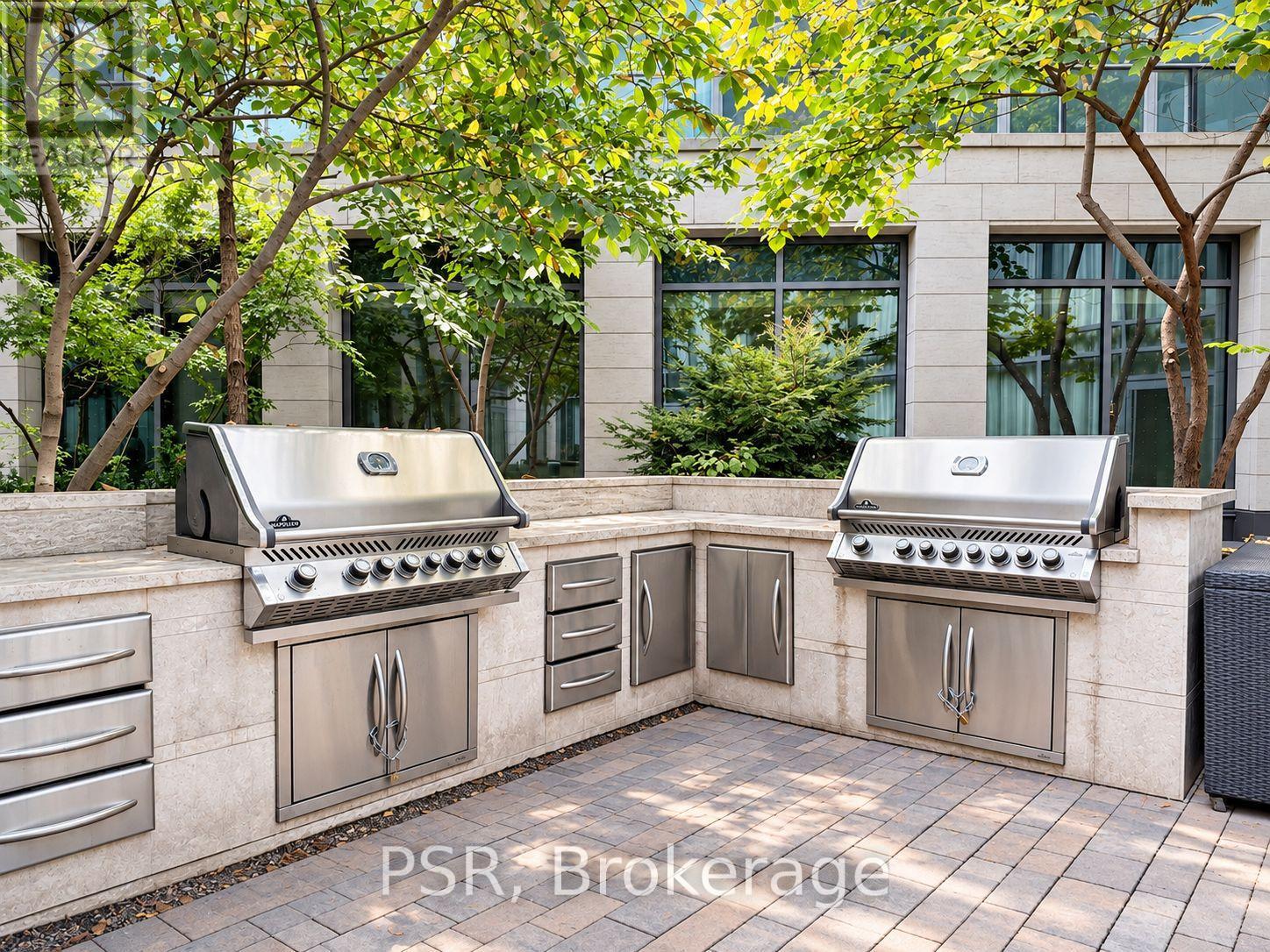403 - 160 Vanderhoof Avenue Property Photo 18