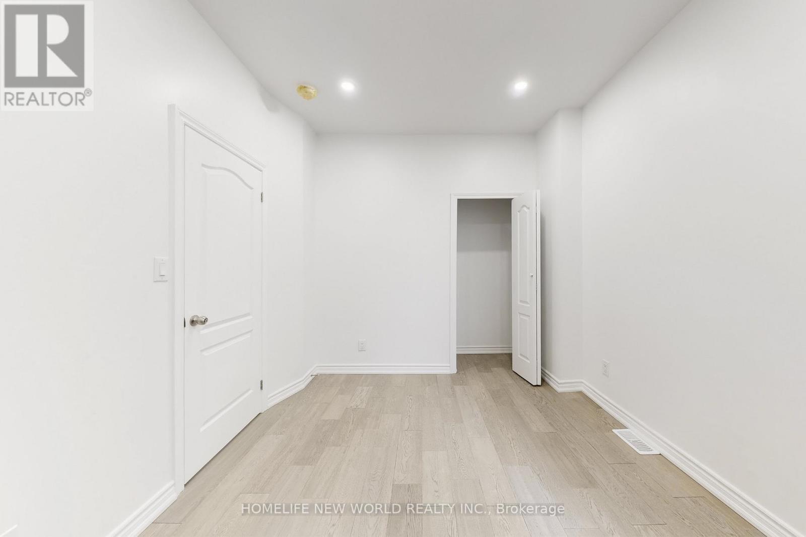 38 Kensington Avenue Property Photo 26