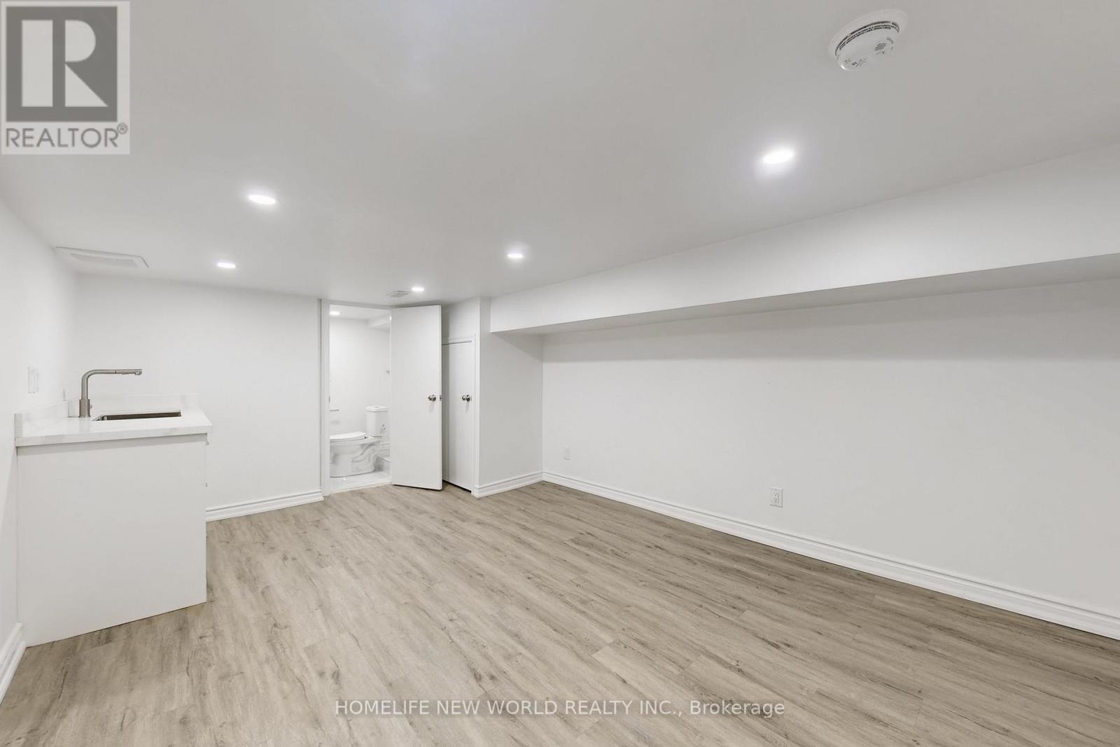 38 Kensington Avenue Property Photo 32
