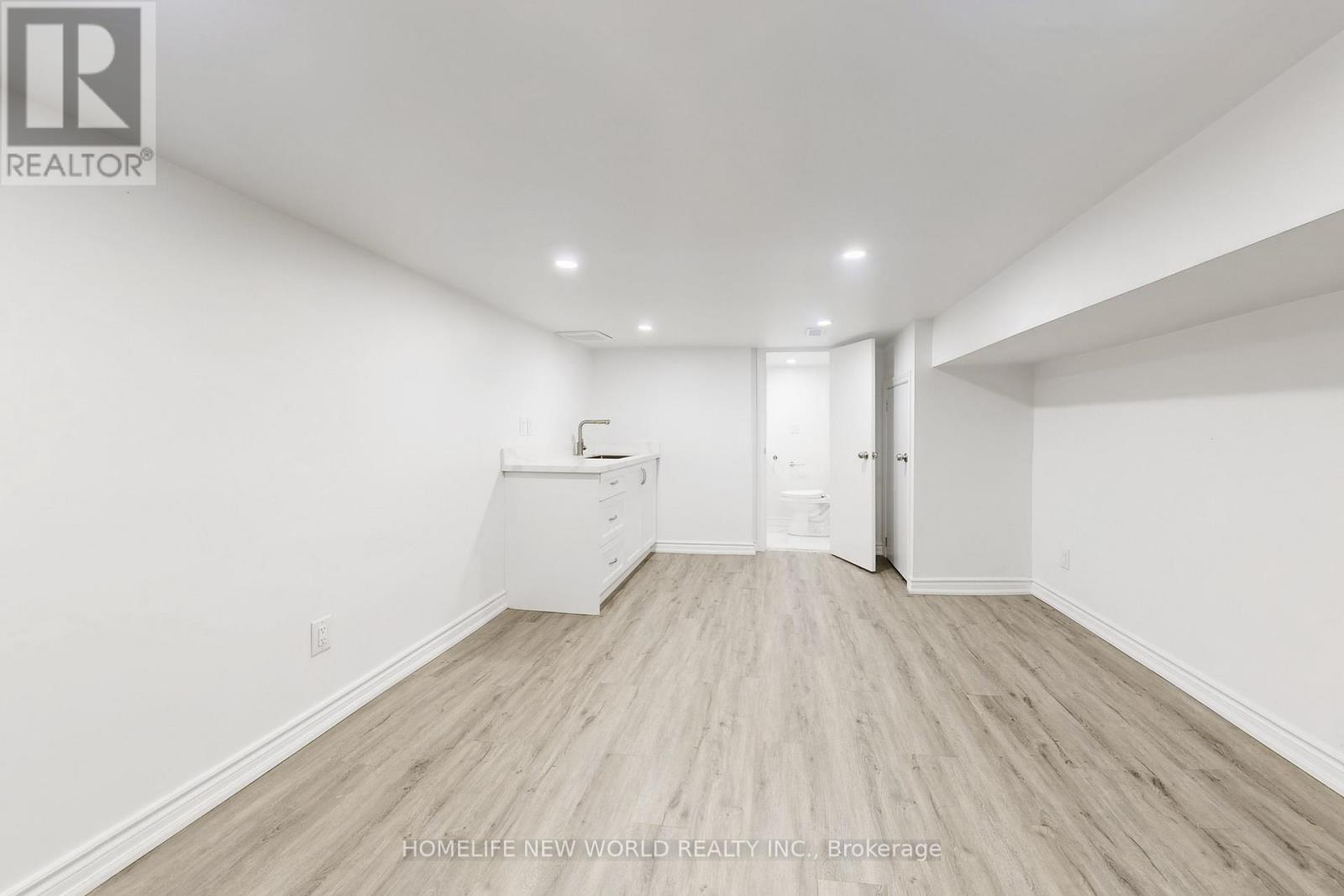 38 Kensington Avenue Property Photo 34