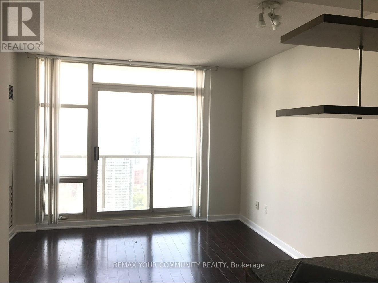5205 - 35 Mariner Terrace Property Photo 9