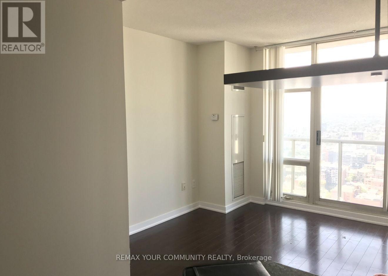 5205 - 35 Mariner Terrace Property Photo 10