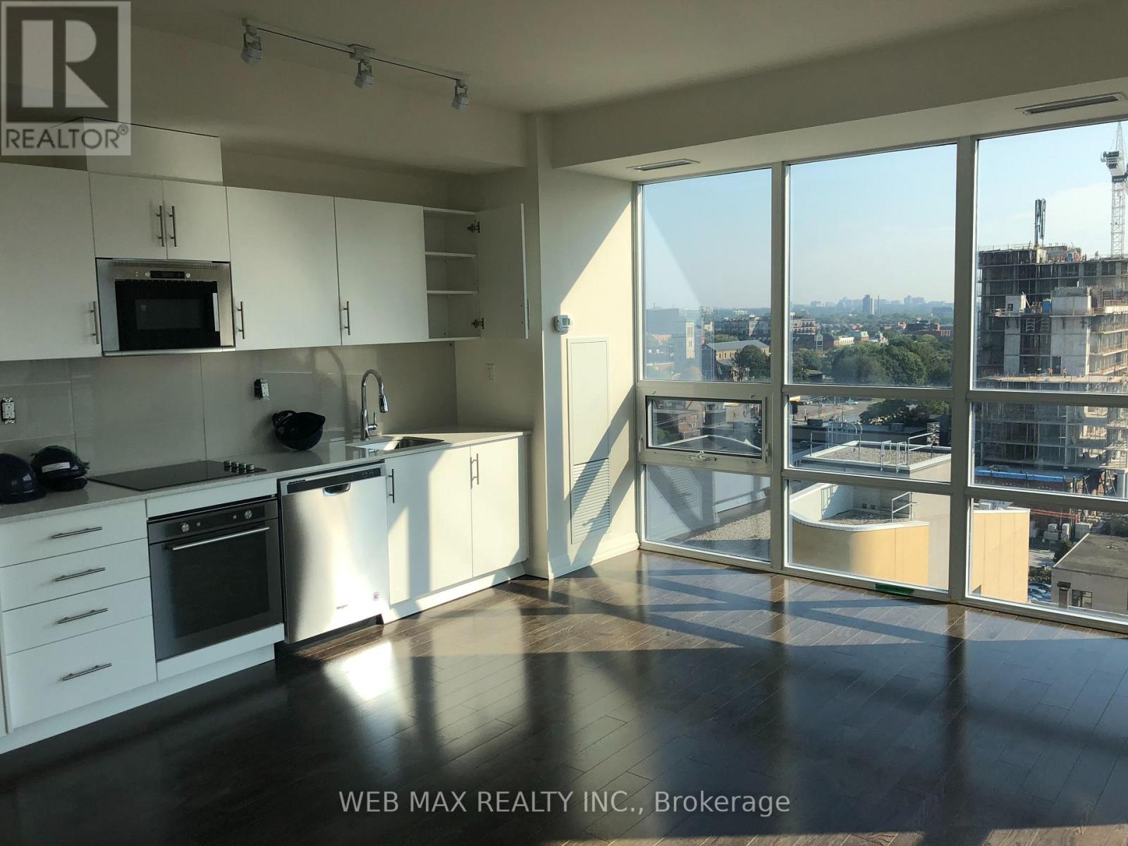 1528 - 460 Adelaide Street E Property Photo 4