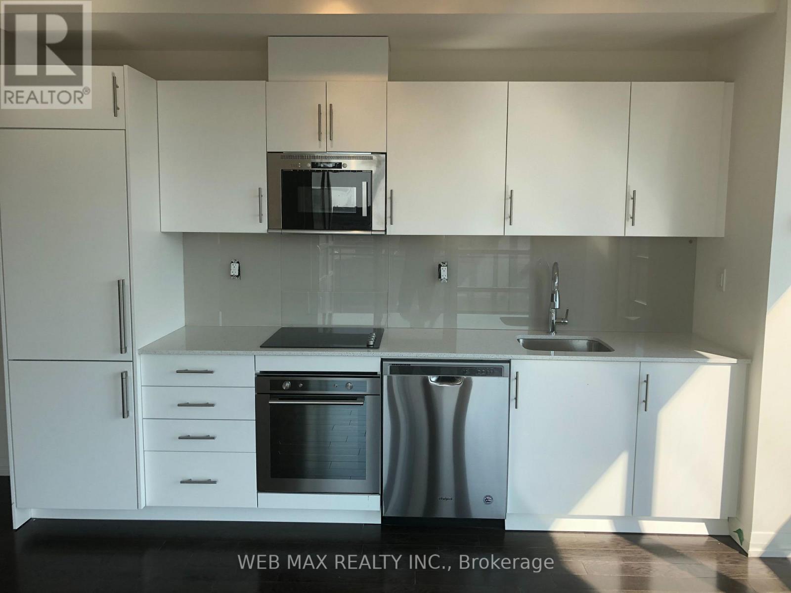 1528 - 460 Adelaide Street E Property Photo 9