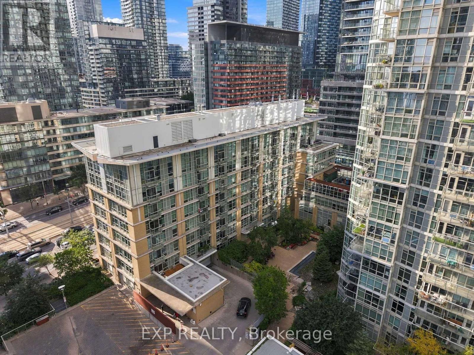 301 - 9 Spadina Avenue Property Photo 24