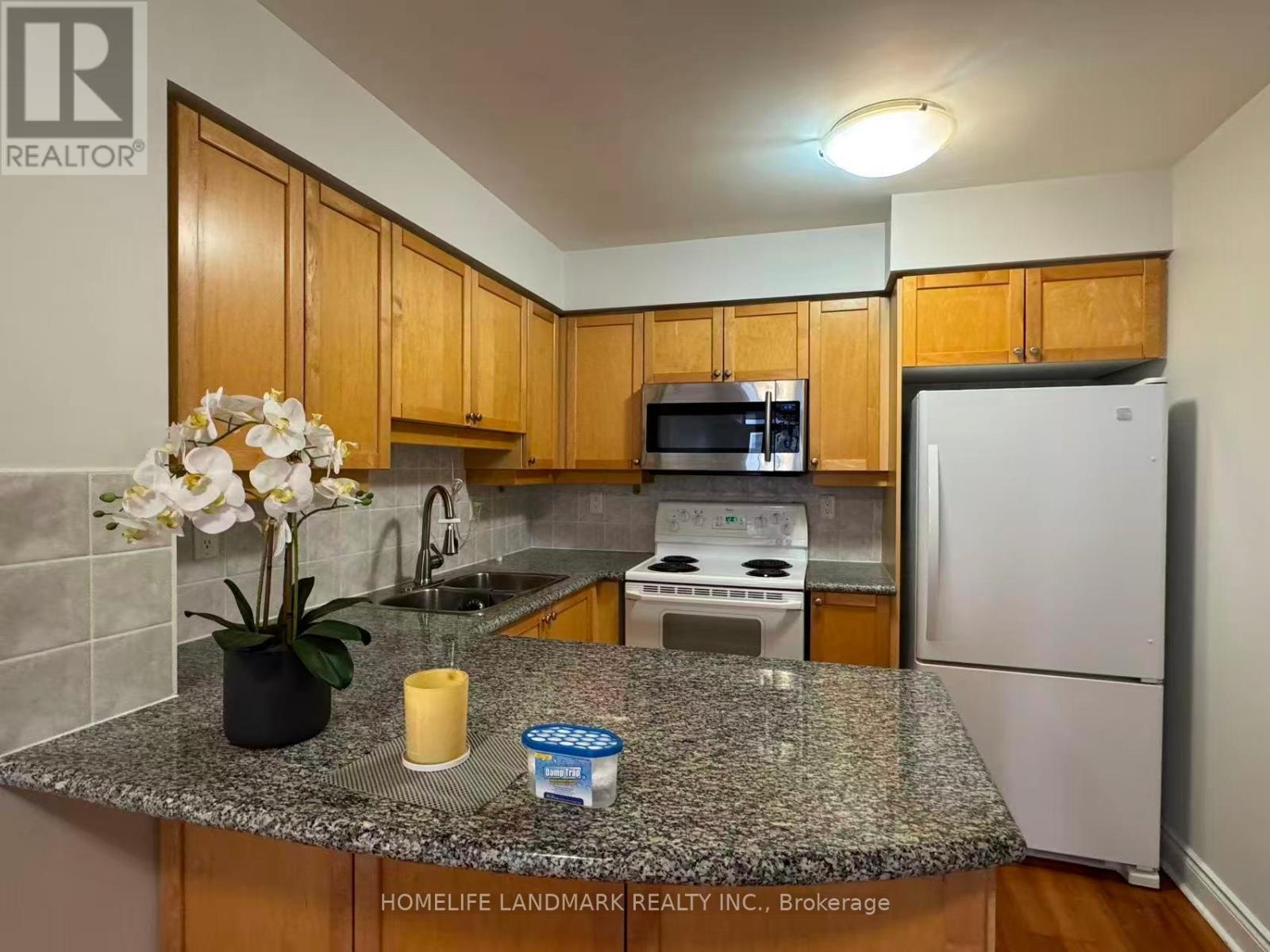 1005 - 78 Harrison Garden Boulevard Property Photo 2