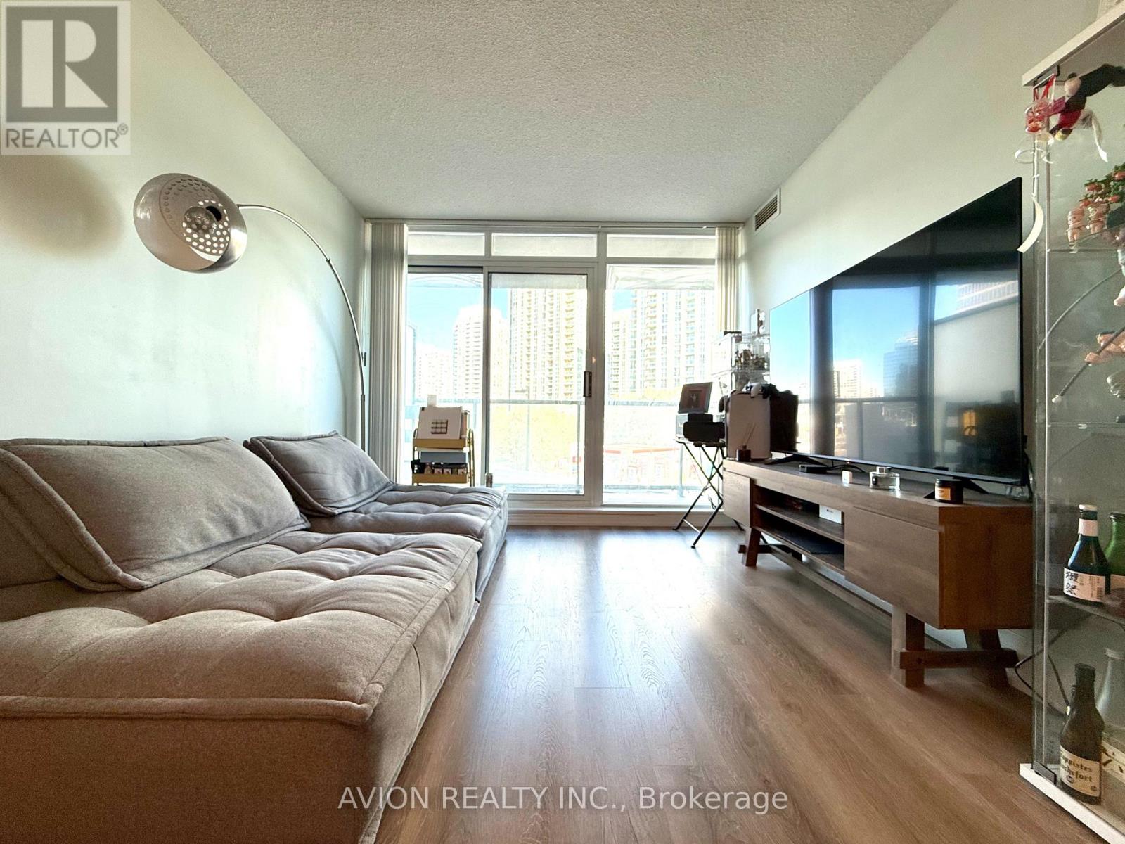 410 - 5508 YONGE STREET Property Photo 1