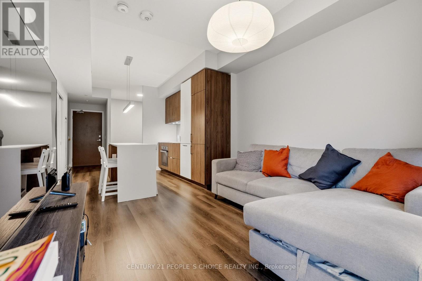 817 - 15 Lower Jarvis Street Property Photo 7