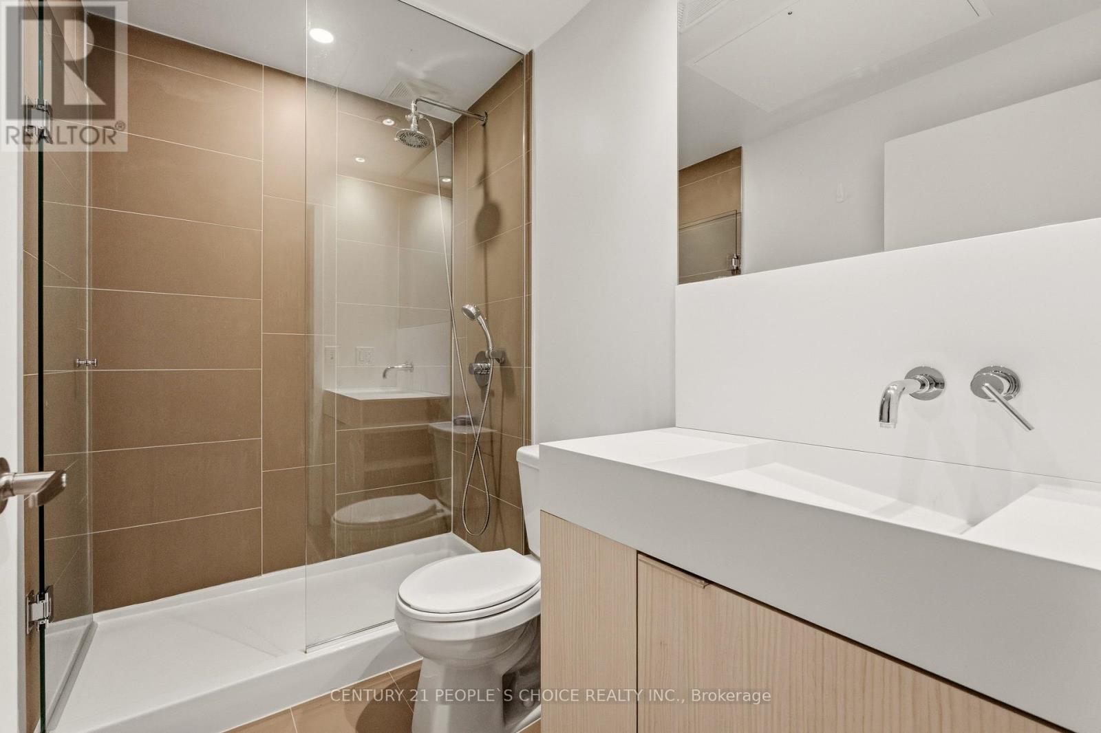 817 - 15 Lower Jarvis Street Property Photo 9