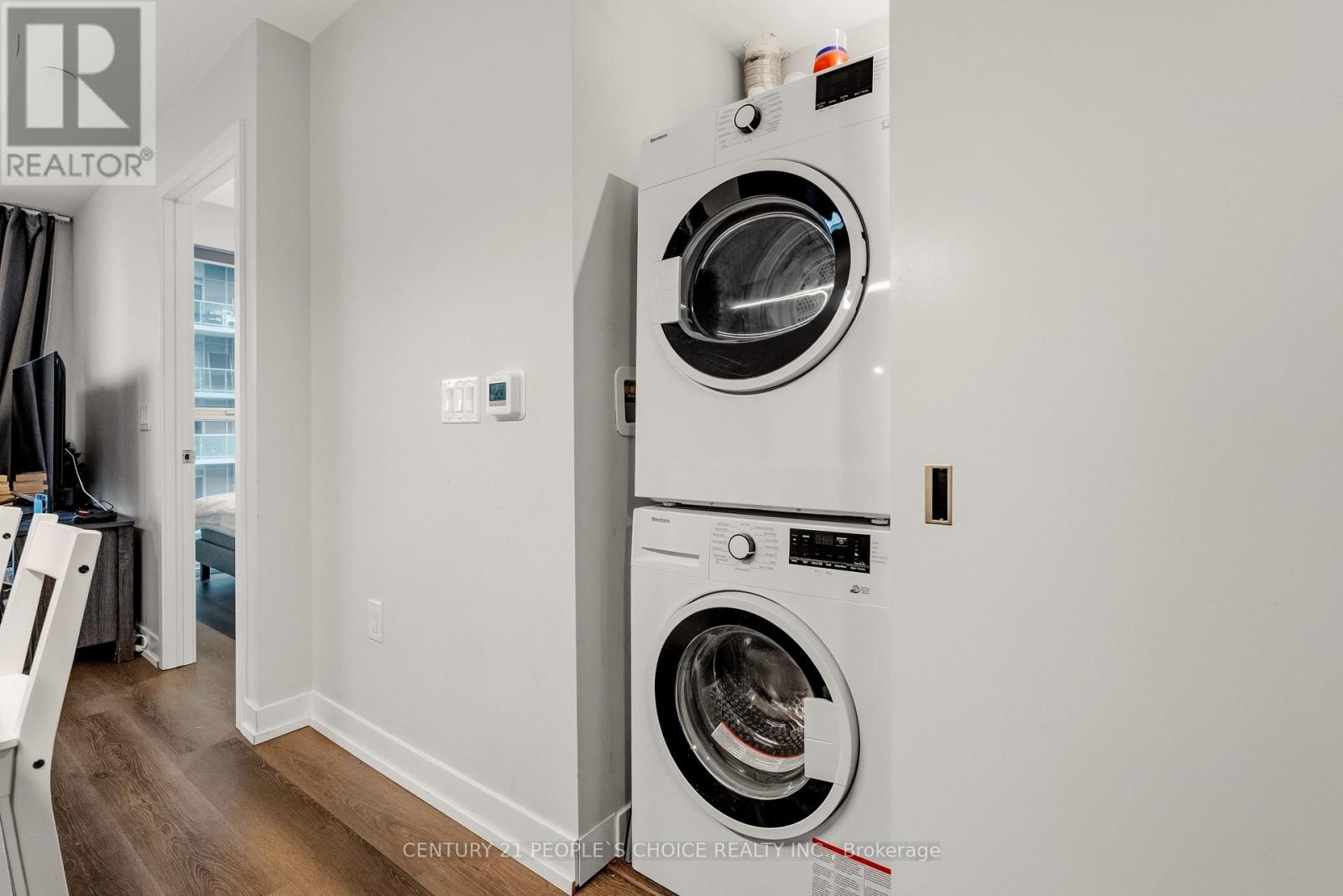 817 - 15 Lower Jarvis Street Property Photo 11